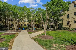 212 Oakwood St SE, Washington, DC 20032 - Photo 5
