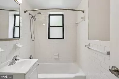 212 Oakwood Street SE #113, Washington, DC 20032 - Photo 33