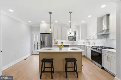 409 Farragut Street NW, Washington, DC 20011 - Photo 11