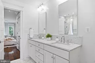 1541 T St NW, Washington, DC 20009 - Photo 29