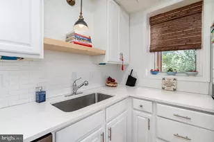 610 Irving St NW, Washington, DC 20010 - Photo 9