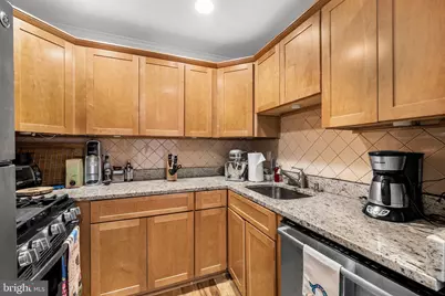 3114 Wisconsin Avenue NW #404, Washington, DC 20016 - Photo 9