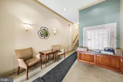 3114 Wisconsin Avenue NW #404, Washington, DC 20016 - Photo 3