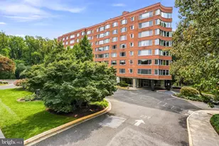 4200 Cathedral Ave NW, Washington, DC 20016 - Photo 29