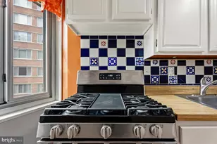 4200 Cathedral Ave NW, Washington, DC 20016 - Photo 5