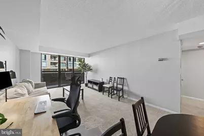 1140 23rd Street NW #306, Washington, DC 20037 - Photo 5