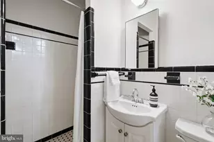3306 Cathedral Ave NW, Washington, DC 20008 - Photo 21
