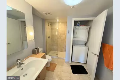 1390 V Street NW #212, Washington, DC 20009 - Photo 17