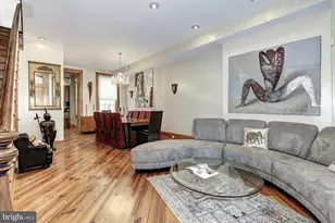 2712 P NW, Washington, DC 20007 - Photo 3