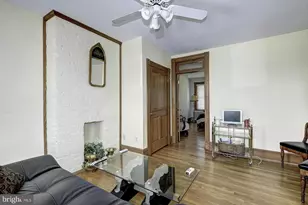 2712 P NW, Washington, DC 20007 - Photo 17