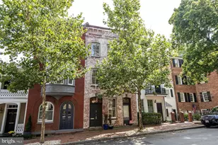 2712 P NW, Washington, DC 20007 - Photo 25