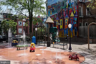 910 T Street NW #B, Washington, DC 20001 - Photo 37