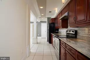910 T St NW, Washington, DC 20001 - Photo 3