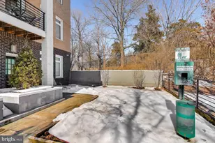 1220 19th St NE, Washington, DC 20002 - Photo 29