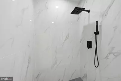 2105 M Street NE #1, Washington, DC 20002 - Photo 3