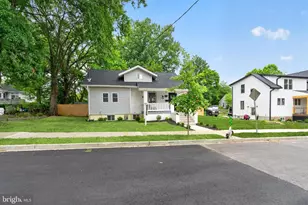 1004 Shepherd St NE, Washington, DC 20017 - Photo 5