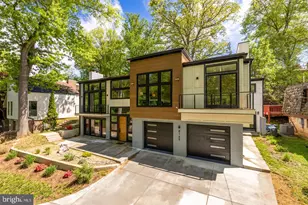 8165 E Beach Dr NW, Washington, DC 20012 - Photo 49