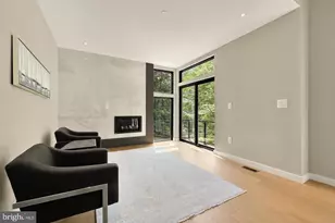 8165 E Beach Dr NW, Washington, DC 20012 - Photo 21
