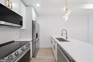 2105 M St NE, Washington, DC 20002 - Photo 7