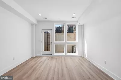 2105 M Street NE #3, Washington, DC 20002 - Photo 9