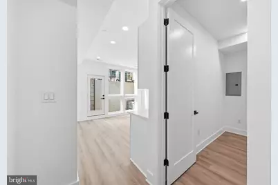 2105 M Street NE #3, Washington, DC 20002 - Photo 5