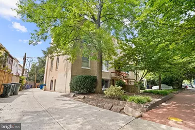 233 Kentucky Avenue SE #21, Washington, DC 20003 - Photo 3