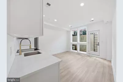 2105 M Street NE #4, Washington, DC 20002 - Photo 5
