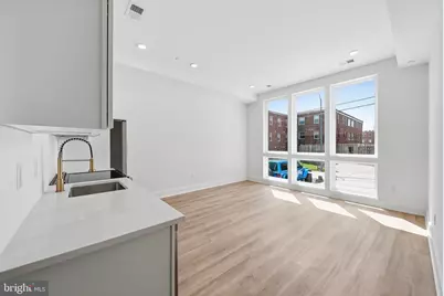 2105 M Street NE #6, Washington, DC 20002 - Photo 3