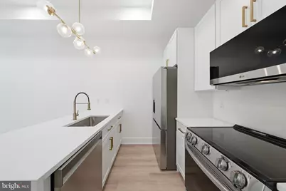 2105 M Street NE #7, Washington, DC 20002 - Photo 11