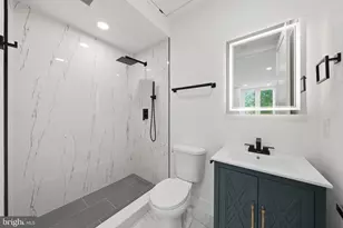 2105 M St NE, Washington, DC 20002 - Photo 29