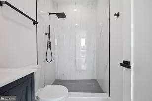 2105 M St NE, Washington, DC 20002 - Photo 13