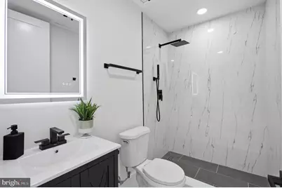 2105 M Street NE #10, Washington, DC 20002 - Photo 9