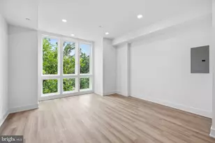 2105 M St NE, Washington, DC 20002 - Photo 9