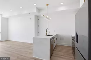 2105 M St NE, Washington, DC 20002 - Photo 15