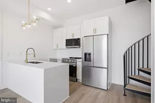 2105 M St NE, Washington, DC 20002 - Photo 13