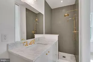 734 Taylor St NW, Washington, DC 20011 - Photo 19