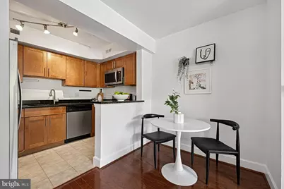 3601 38th Street NW #303, Washington, DC 20016 - Photo 11