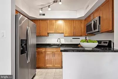 3601 38th Street NW #303, Washington, DC 20016 - Photo 9