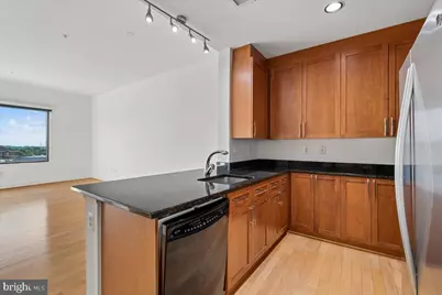 4101 Albemarle Street NW #627, Washington, DC 20016 - Photo 9