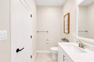 1011 Sycamore Dr SE, Washington, DC 20032 - Photo 31