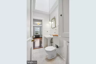2007 Klingle Road NW, Washington, DC 20010 - Photo 29