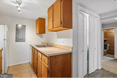 2007 Klingle Road NW, Washington, DC 20010 - Photo 49