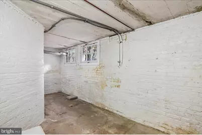 2007 Klingle Road NW, Washington, DC 20010 - Photo 55