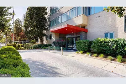 1711 Massachusetts Avenue NW #301, Washington, DC 20036 - Photo 1