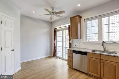 807 Capitol Square Place SW, Washington, DC 20024 - Photo 9