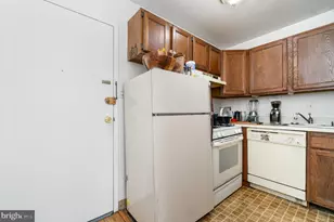 922 24th Street NW, Washington, DC 20037 - Photo 3