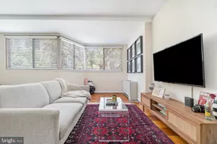 922 24th Street NW, Washington, DC 20037 - Photo 3