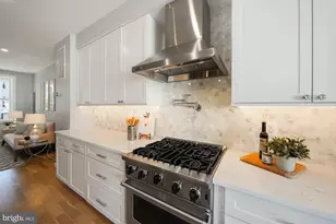 731 Park Rd NW, Washington, DC 20010 - Photo 9