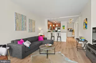 2412 17th St NW, Washington, DC 20009 - Photo 9