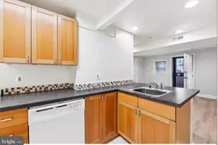 2303 17th St NW, Washington, DC 20009 - Photo 3